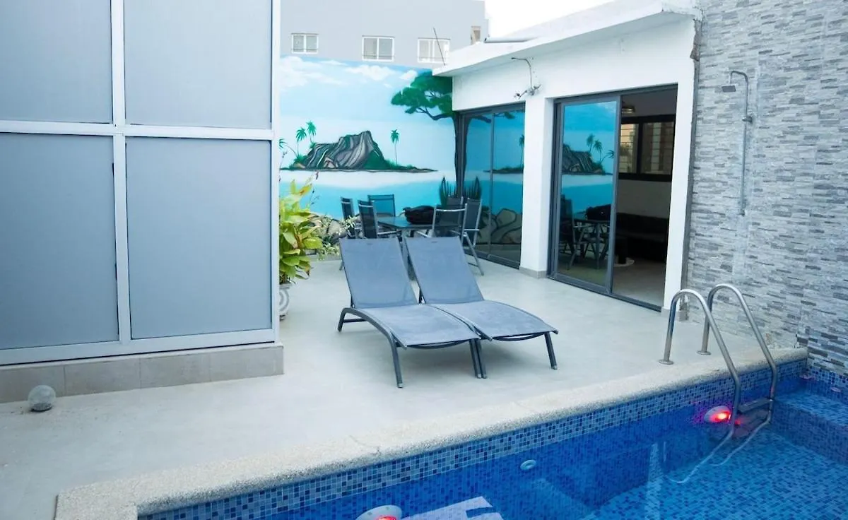Beautiful Villa With Pool And Sea View Dakar